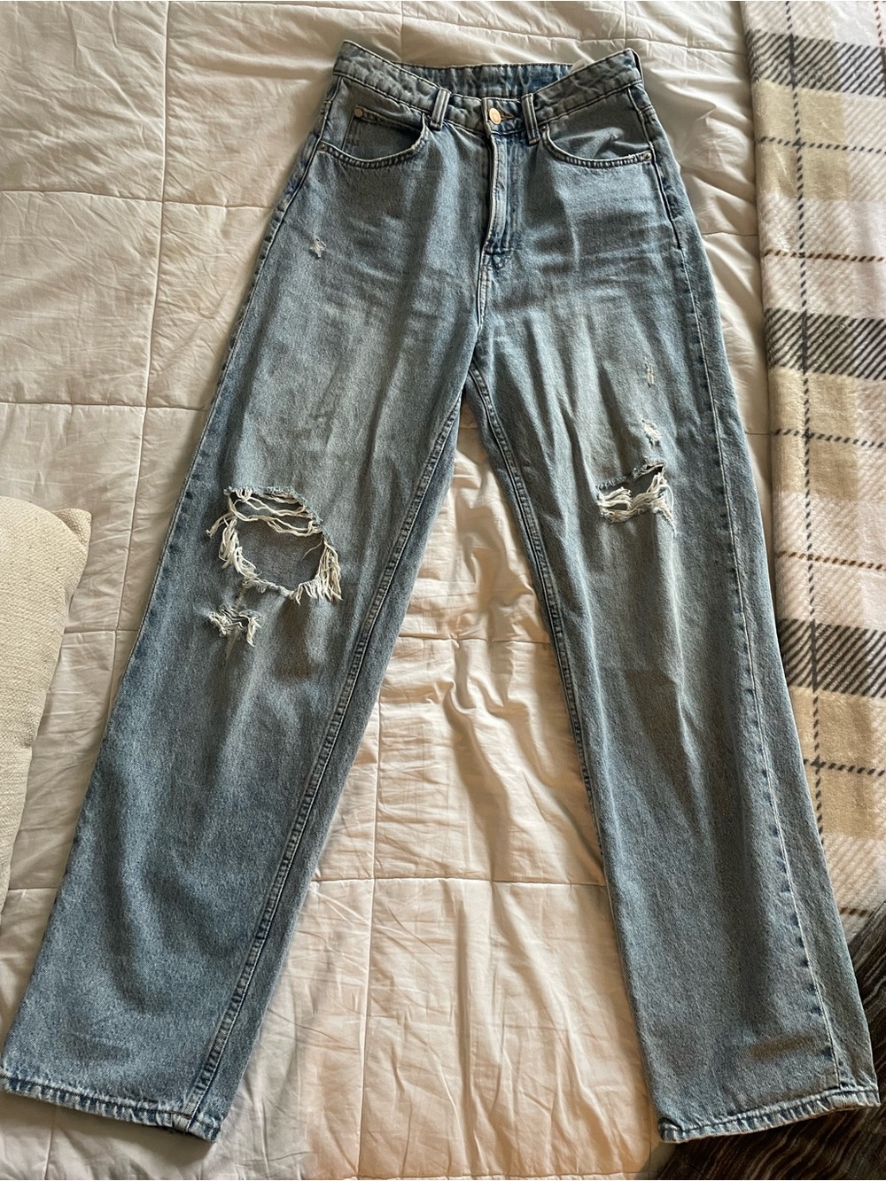 High-Rise Straight Leg Distressed Jeans in Light Blue